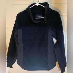 Abercrombie & Fitch Black Sherpa size XS